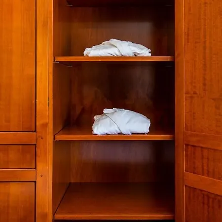La Rosa Amsterdam 4* זנדוורט