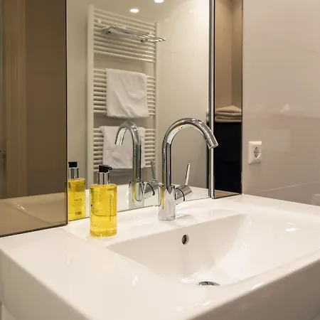 Hotell La Rosa Amsterdam 4*