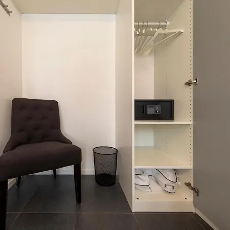 호텔 La Rosa Amsterdam 4*
