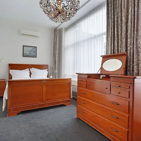 Hotel La Rosa Amsterdam 4*