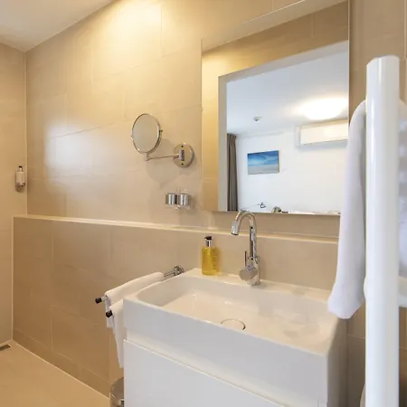 La Rosa Amsterdam 4* 잔드보르트