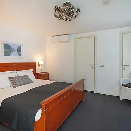 La Rosa Amsterdam 4*