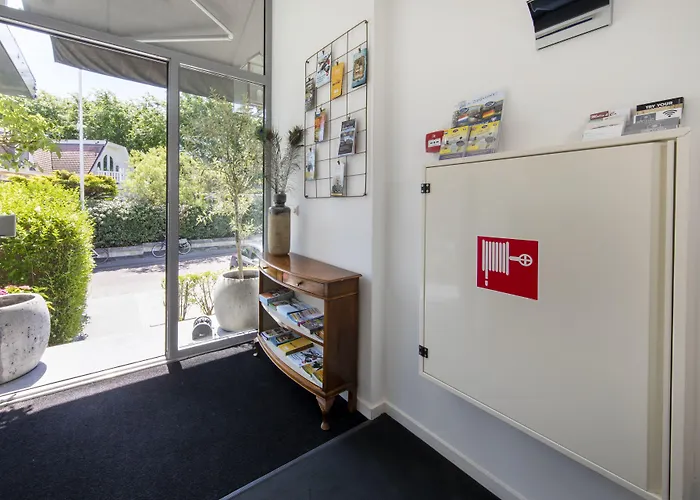 Отель La Rosa Amsterdam