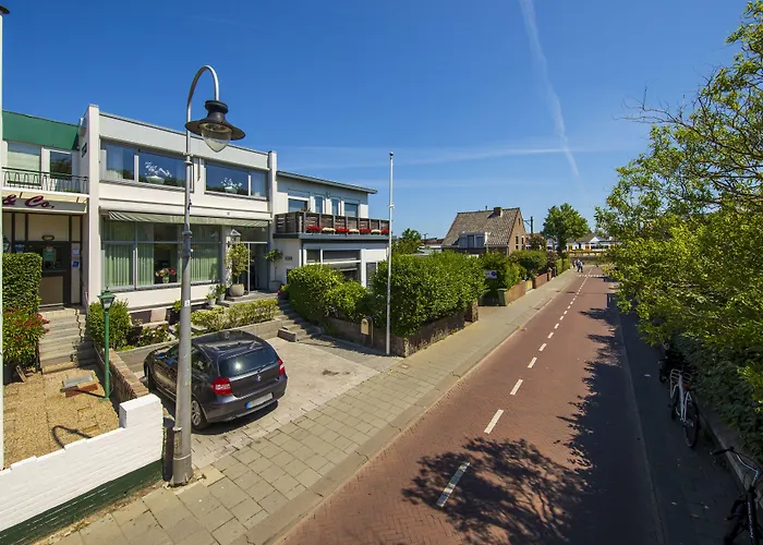 La Rosa Amsterdam Отель Зандфорт