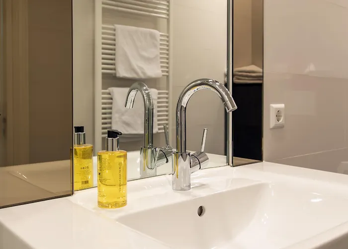 Отель La Rosa Amsterdam 4*