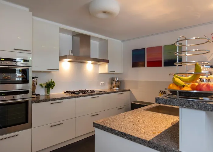 La Rosa Amsterdam 4*